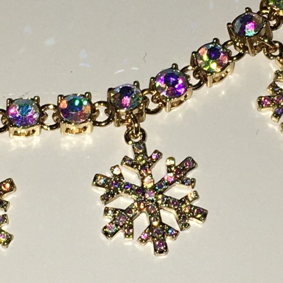 NEW Betsey Johnson Snowflake Necklace Gold AB Crystals Christmas Authentic - Picture 10 of 10